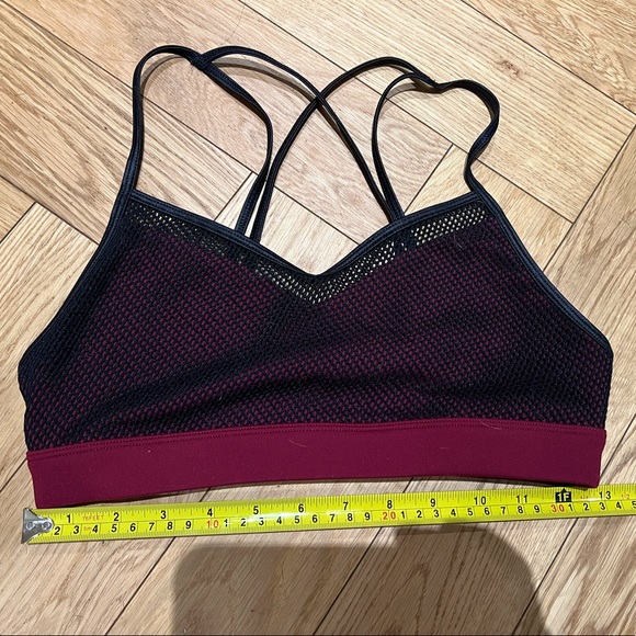 Alo Yoga Mesh Sports Bra, Maroon, Small - Picture 3 of 4
